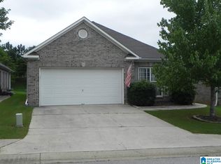 4781 Longmeadow Dr, Bessemer, AL 35022