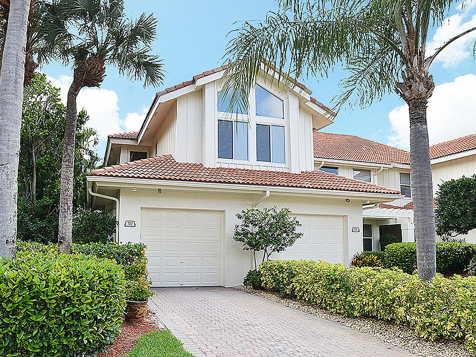 Home For Sale In Broken Sound Country Club