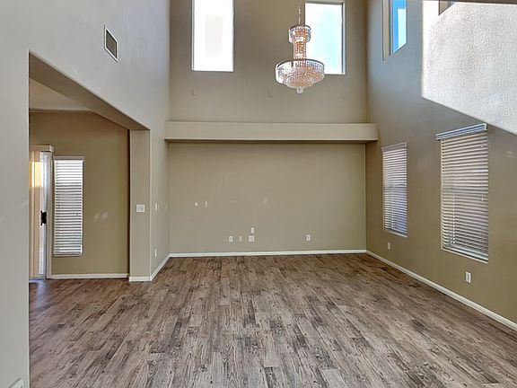 5th image of 9758 Aleutian St