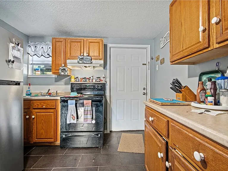 9032 Ingleside Ave #A — Photo 13
