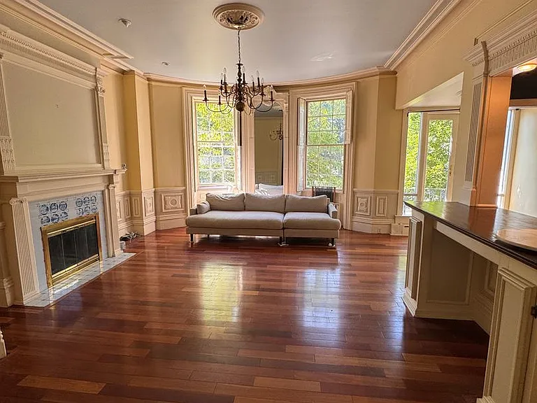36 Beacon St #1 — Photo 3