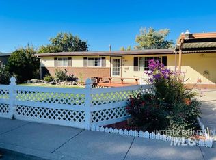 1127 Phelps Dr, Mountain Home, ID 83647