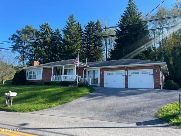 879 Johnstown Rd, East Freedom, PA 16637