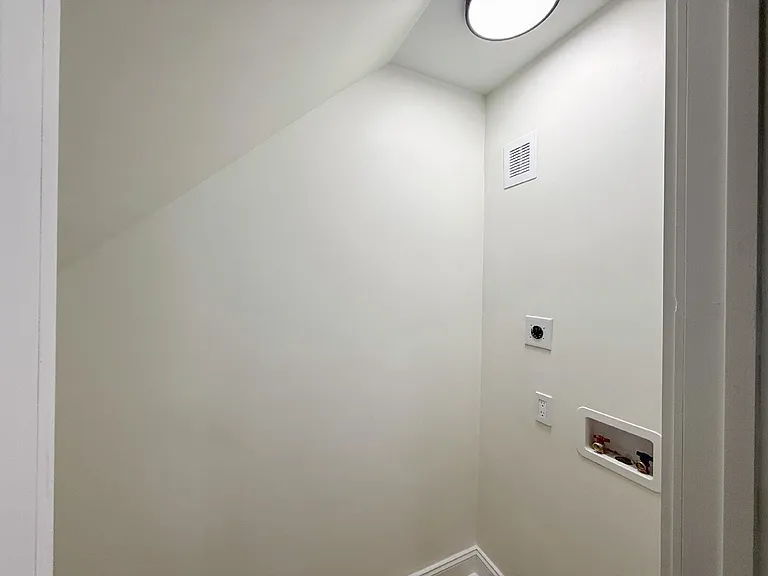 707 Wade Ave — Photo 20