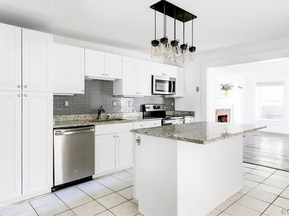 2721 E Broad St APT B, Richmond, VA 23223
