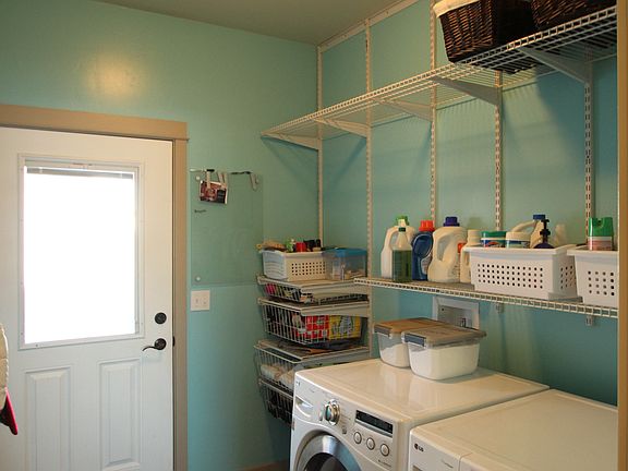 Laundry/Mud Room