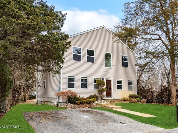 10 Freewood Street, Howell, NJ 07731