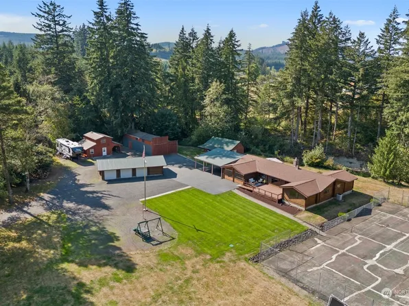 1028 King Road, Winlock, WA 98596