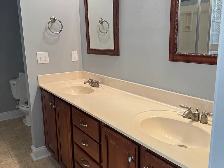 3008 Scottcrest Way — Photo 8