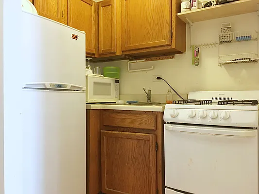 Rented by Ethan Blinder, LREB | media 6