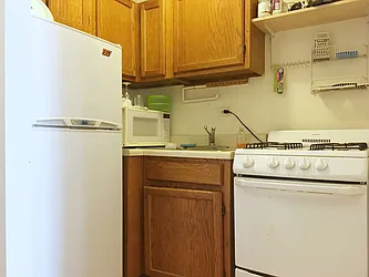 Rented by Ethan Blinder, LREB