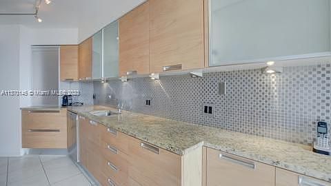 2nd image of 3610 Yacht Club Dr APT 1204