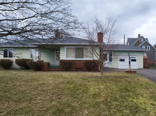 57 High Point Trl, Irondequoit, NY 14609