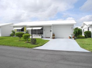 121 Ocean Ct, Boynton Beach, FL 33426