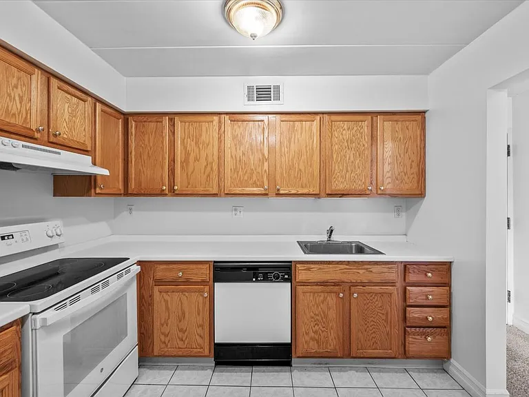 6315 5th Ave #306 — Photo 9