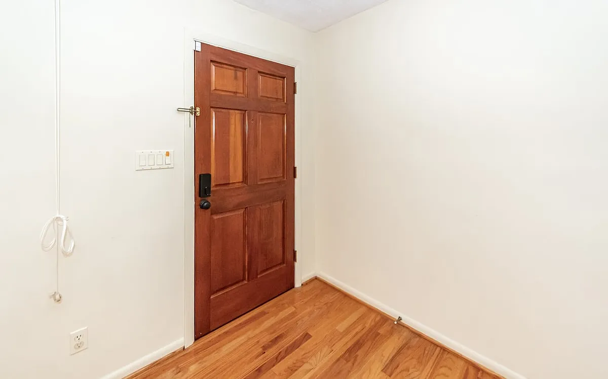 453 Wade Hampton Drive — Photo 3