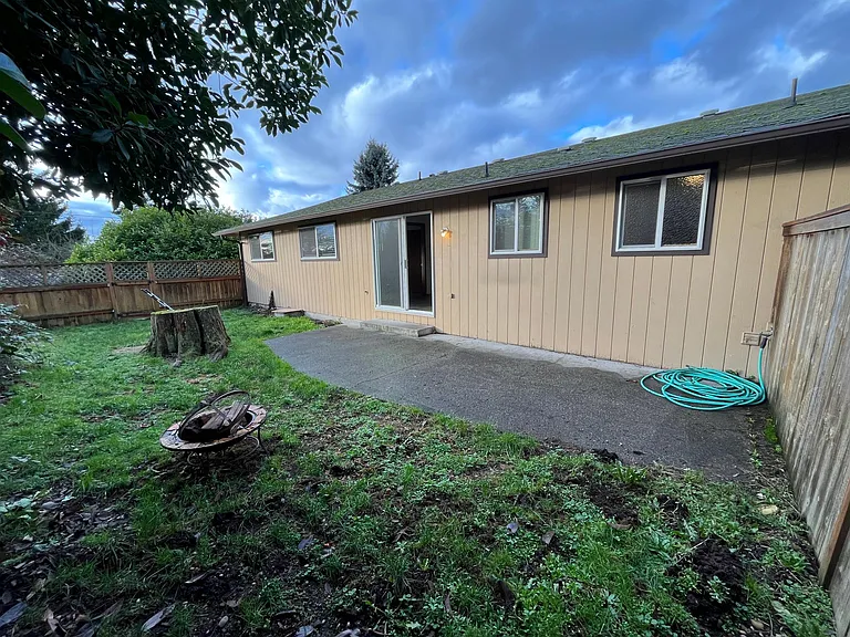 30517 Webster Rd E — Photo 22