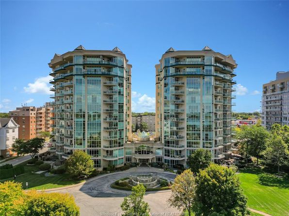 4955 Riverside Dr E #802, Windsor, ON N8Y 5A3