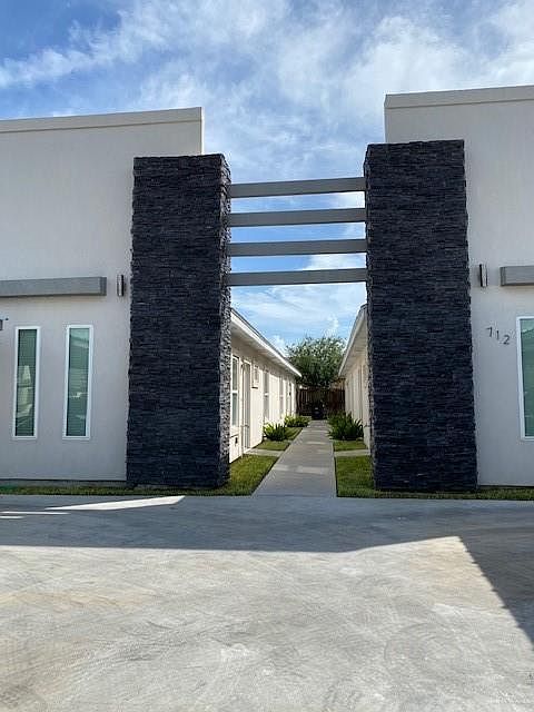 1st image of 712 E La Cantera Ave