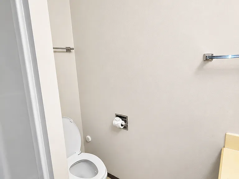 1532 N Maybelle Pl — Photo 5