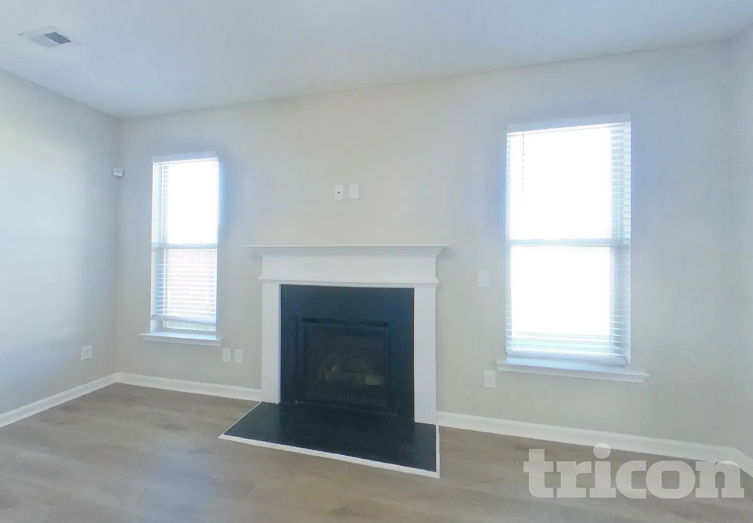 2203 Jenny Drive Fairburn GA — Photo 2