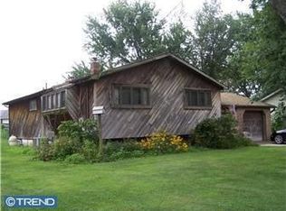 3 Chapel Ct, Sewell, NJ 08080