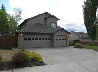 3659 SW Volcano Ave, Redmond, OR 97756