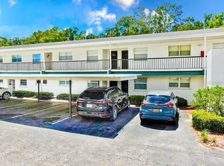 7700 92nd St APT 106, Seminole, FL 33777