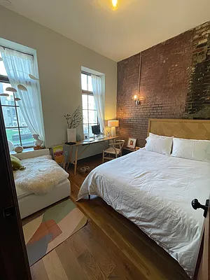 Rented by MySpaceNYC | media 3