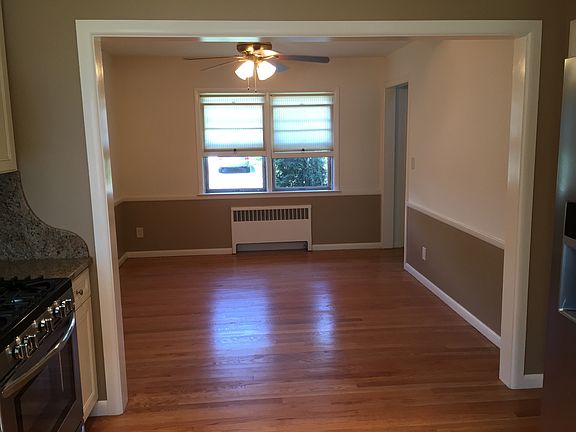 4th image of 96 Stebbins Ave