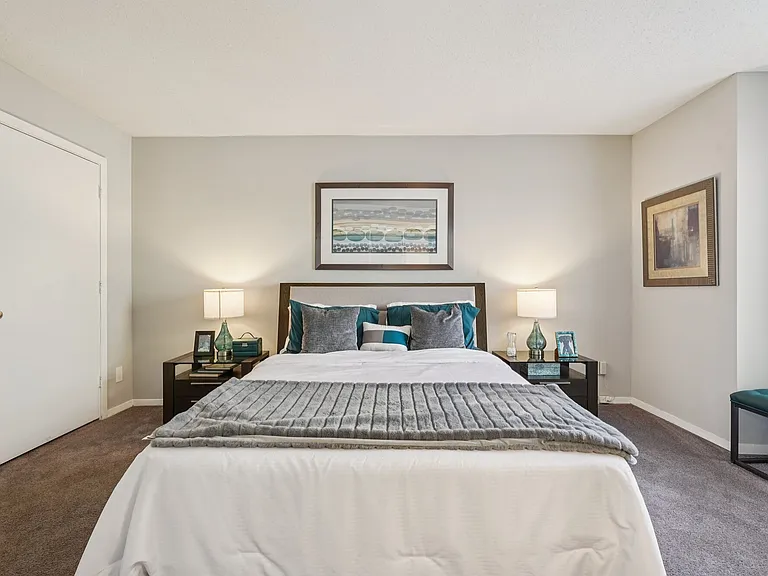 Polo Club Apartments — Photo 15
