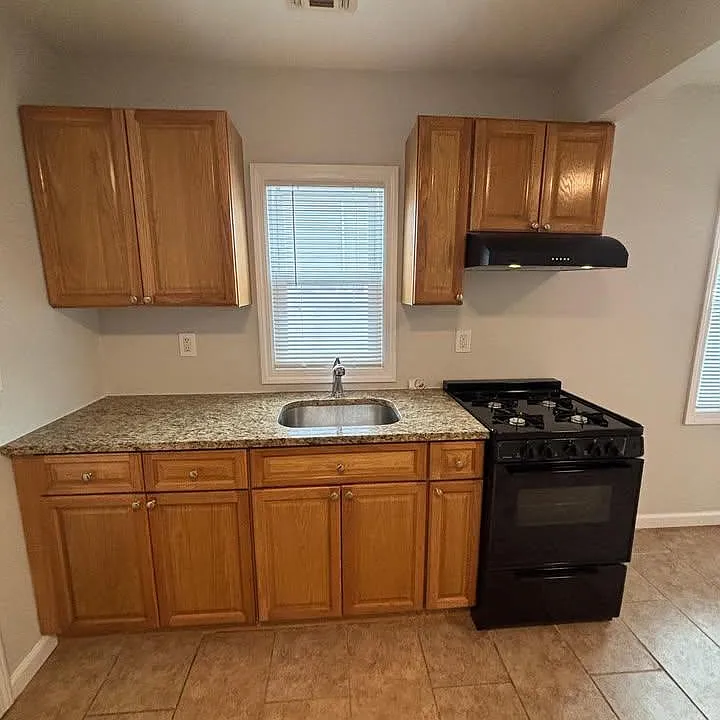 101 Miramar Ave