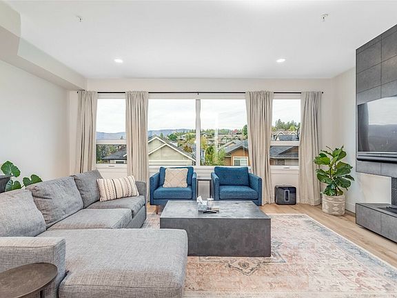 3rd image of 12798 Lake Hill Dr #69