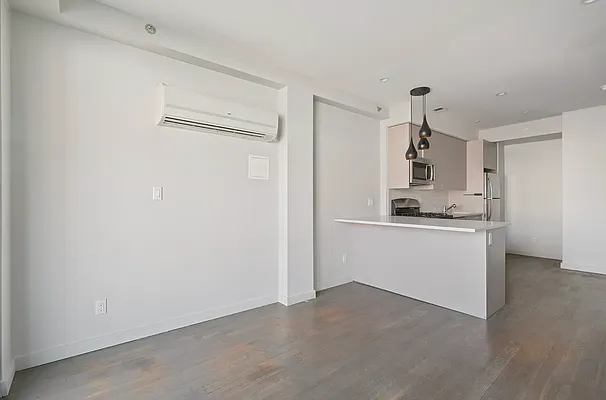 Rented by Living New York | media 12