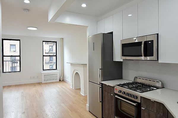 1st image of 184 8th Ave APT 3N