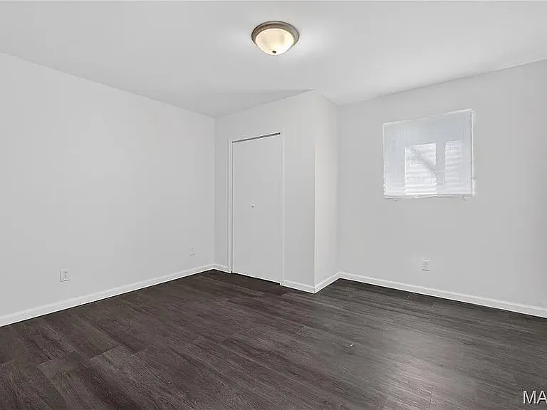 2412 Mousette Ln — Photo 3