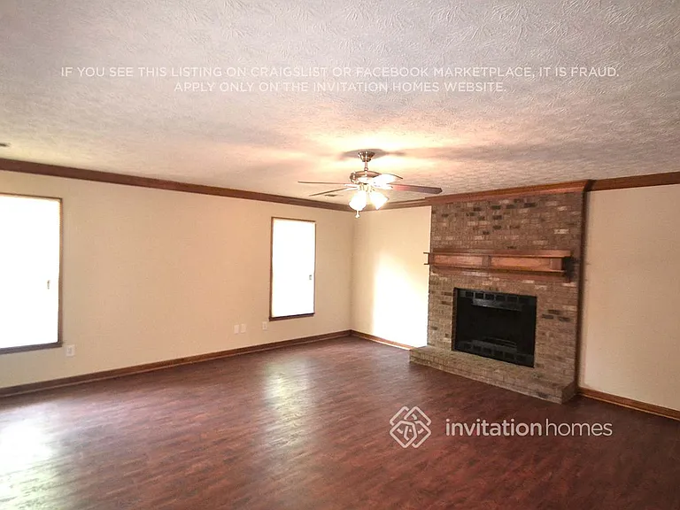 2870 Spring Ridge Cir — Photo 2