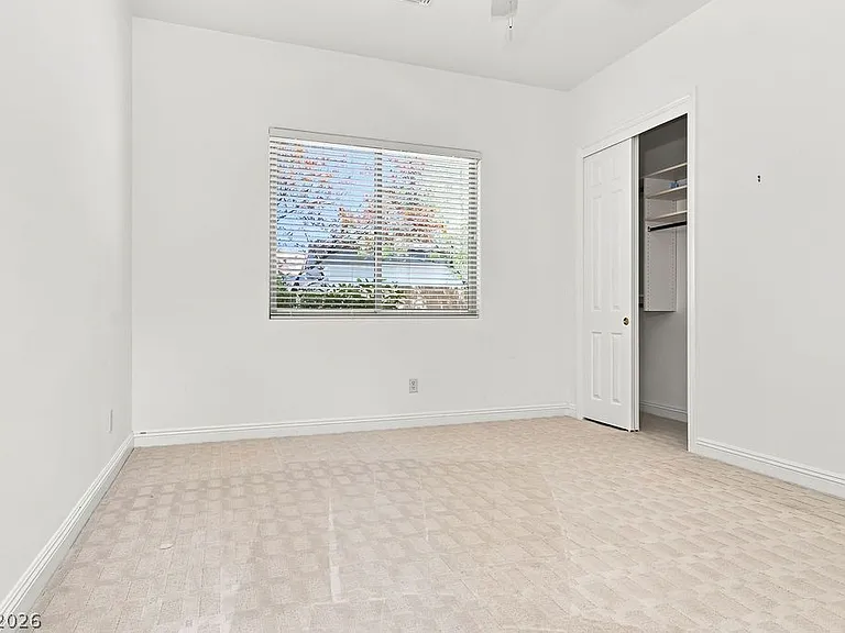 6 Old Marsh Ct — Photo 48