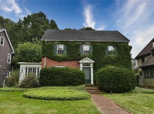 400 Yarmouth Rd, Rochester, NY 14610