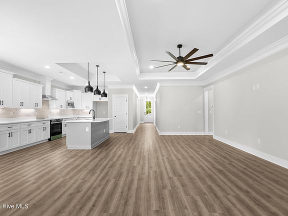 4th image of 9410 Old Salem Way