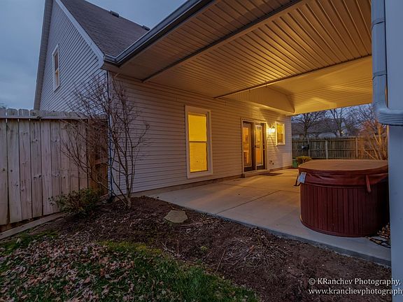3rd image of 3160 Glenwood Dr