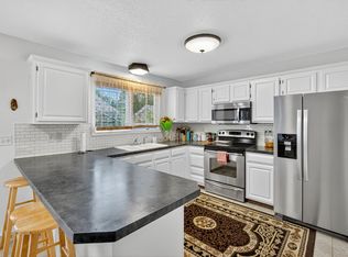 5238 Meredith Dr, Des Moines, IA 50310