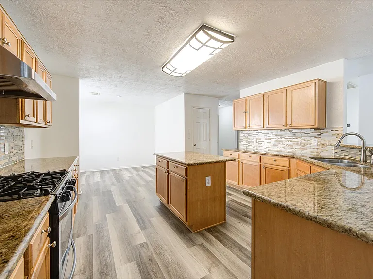 7930 Northfork Hollow Ln — Photo 13