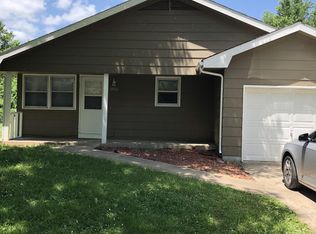 2806 Westlake Dr, Sedalia, MO 65301