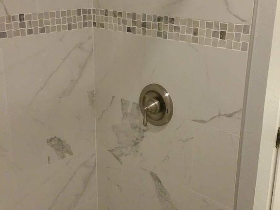 3rd image of 601 Hibiscus Ave APT 7