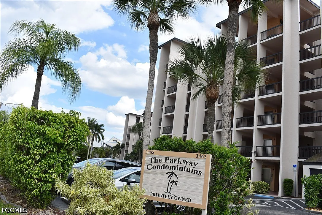 2 bed, 2.0 bath, 1152 sqft, $1,750 — Photo 1