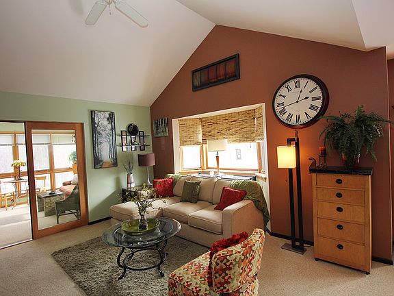 4th image of 7000 W Sandpiper Ct #109