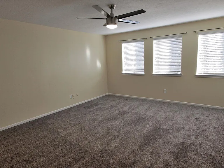 15312 Gorham Dr — Photo 14