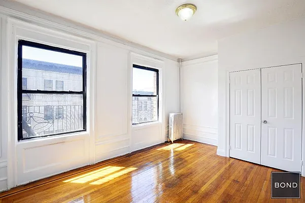 Rented by Bond New York | media 9