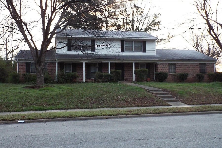 1st image of 3540 Graceland Dr